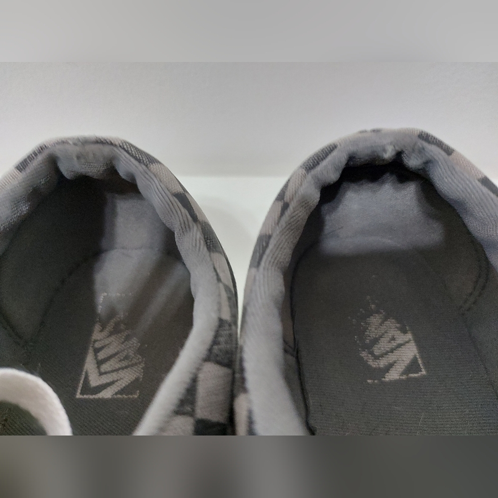 Checked Vans - Picture 8 of 10